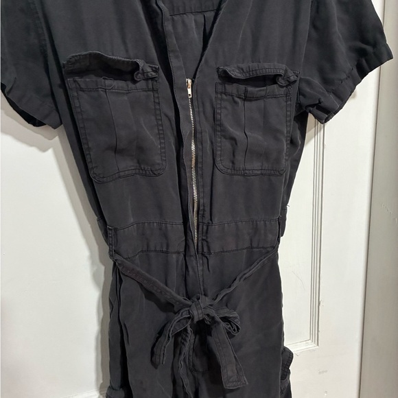 Velvet Heart Black Jumpsuit with Tie Waist Size L - Picture 1 of 7